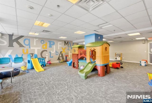 100 Old Palisade Road 1813, Fort Lee, NJ 07024