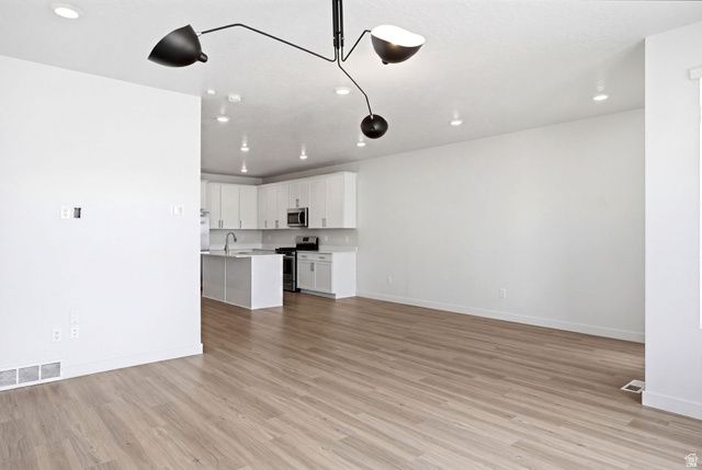 1144 W EARLY LIGHT WAY, Bluffdale, UT 84065