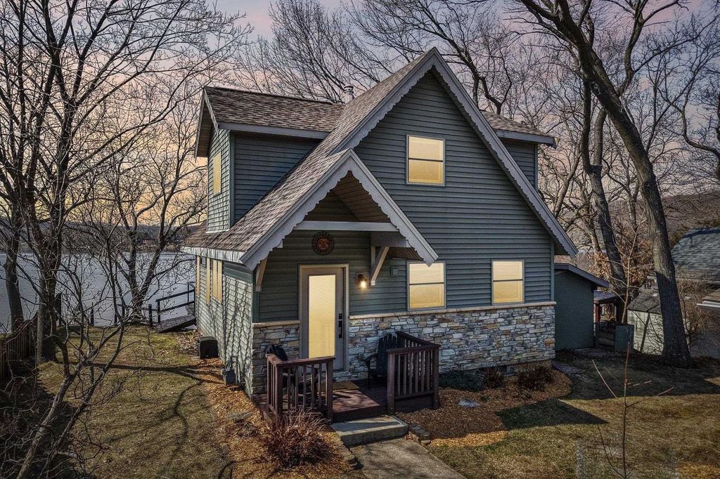 N3431 Tipperary Road, Poynette, WI 53955