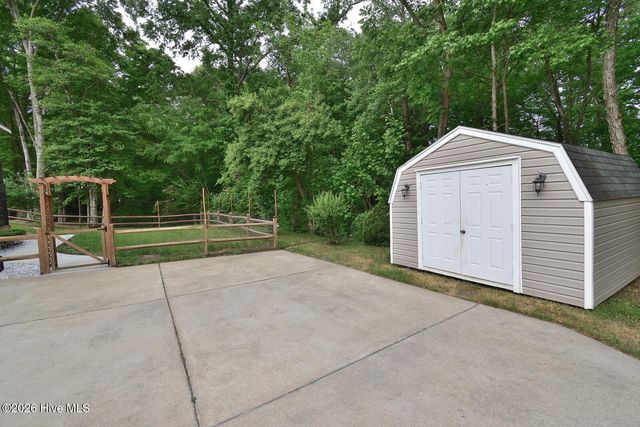 2900 Jason Drive, Rocky Mount, NC 27803