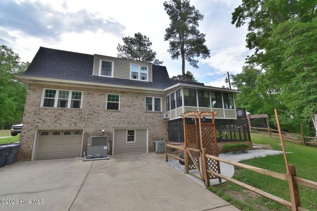 2900 Jason Drive, Rocky Mount, NC 27803