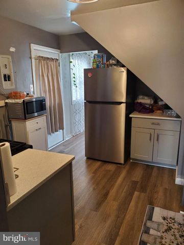 232 CABBEL DR, Manassas Park, VA 20111