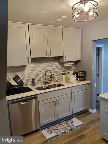 232 CABBEL DR, Manassas Park, VA 20111