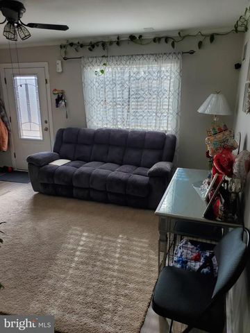 232 CABBEL DR, Manassas Park, VA 20111