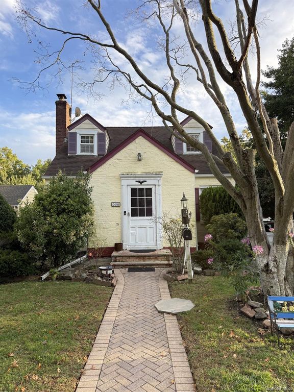 606 Joy Boulevard, North Baldwin, NY 11510 — exterior