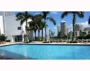 41 SE 5th St 911, Miami, FL 33131
