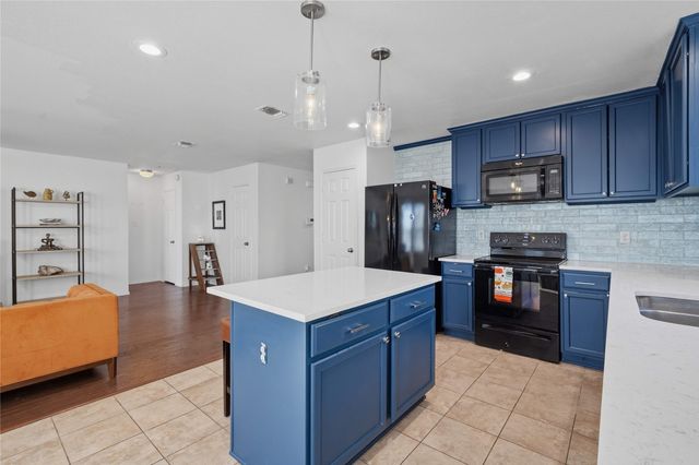 205 Fossil Bridge Drive, Fort Worth, TX 76131