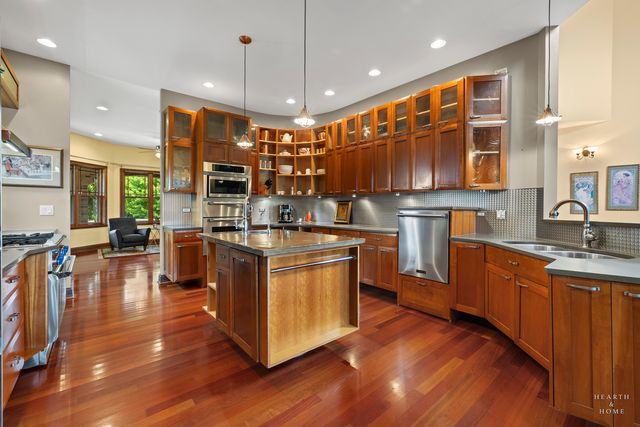 15309 Kishwaukee Valley Road, Woodstock, IL 60098