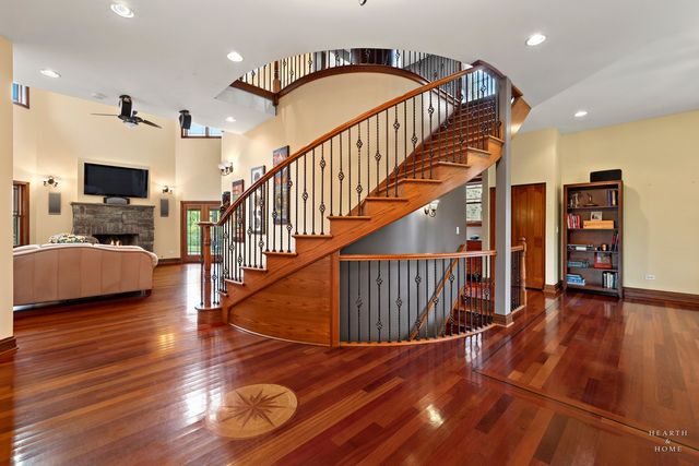 15309 Kishwaukee Valley Road, Woodstock, IL 60098