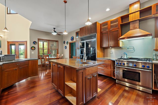 15309 Kishwaukee Valley Road, Woodstock, IL 60098