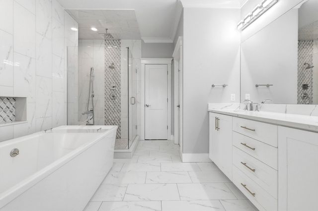 16 Cape Club Dr, Sharon, MA 02067