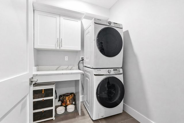 16 Cape Club Dr, Sharon, MA 02067