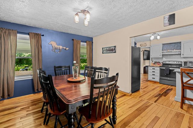 3695 Tarr Ridge Road, Frenchburg, KY 40322