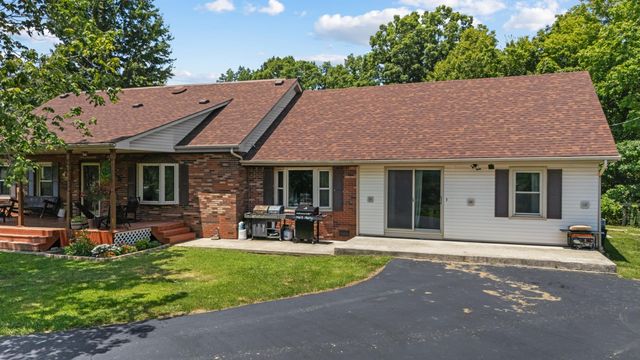 3695 Tarr Ridge Road, Frenchburg, KY 40322