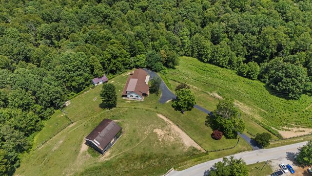3695 Tarr Ridge Road, Frenchburg, KY 40322