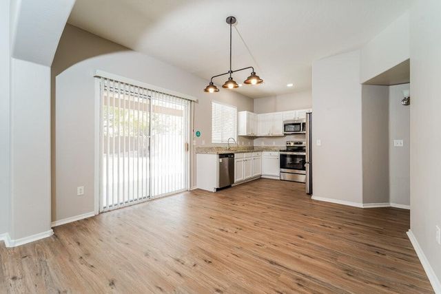 2838 S Benton Circle, Mesa, AZ 85212