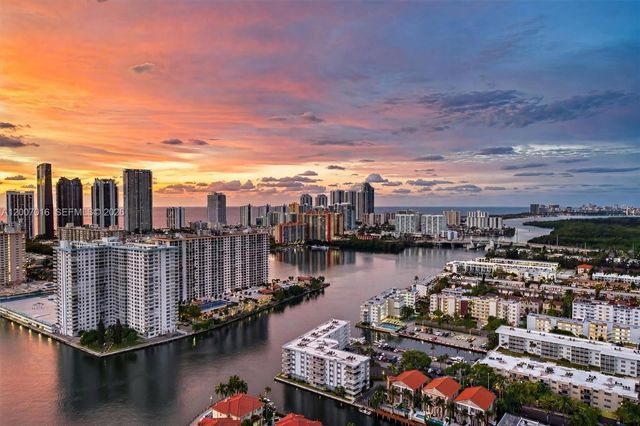 2600 Island Blvd PH-1, Aventura, FL 33160