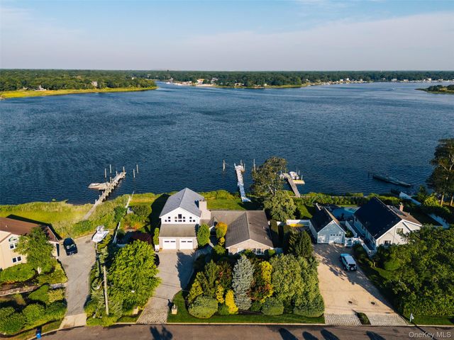 144 Crystal Beach Boulevard, Moriches, NY 11955