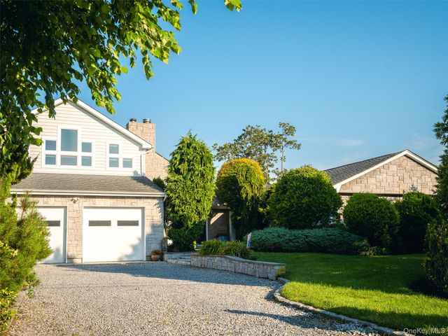 144 Crystal Beach Boulevard, Moriches, NY 11955
