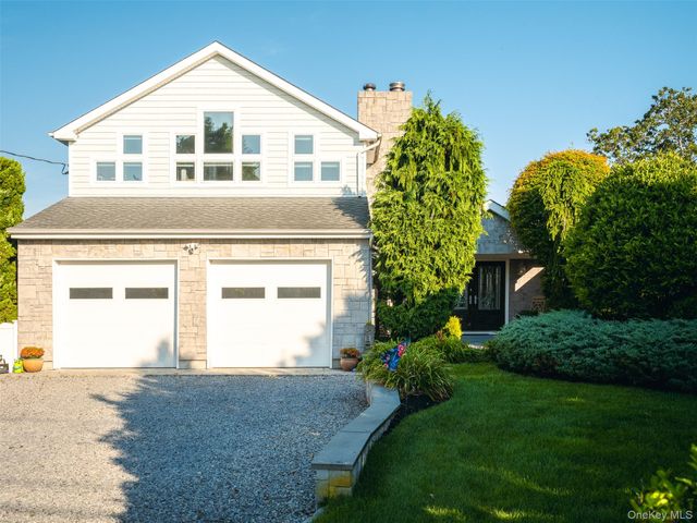 144 Crystal Beach Boulevard, Moriches, NY 11955