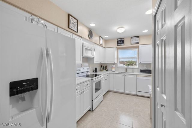 904 SE 13th ST 201, Cape Coral, FL 33990