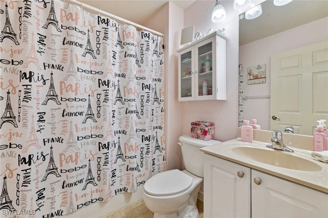 904 SE 13th ST 201, Cape Coral, FL 33990