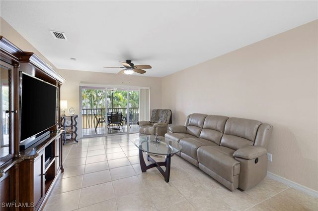 904 SE 13th ST 201, Cape Coral, FL 33990