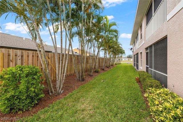 904 SE 13th ST 201, Cape Coral, FL 33990