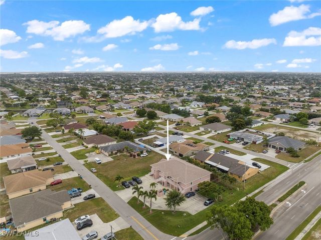 904 SE 13th ST 201, Cape Coral, FL 33990