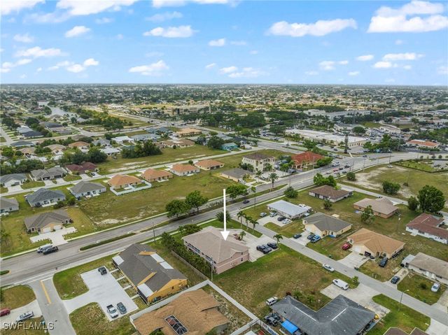 904 SE 13th ST 201, Cape Coral, FL 33990