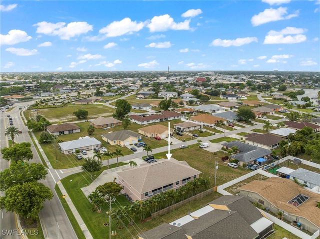 904 SE 13th ST 201, Cape Coral, FL 33990
