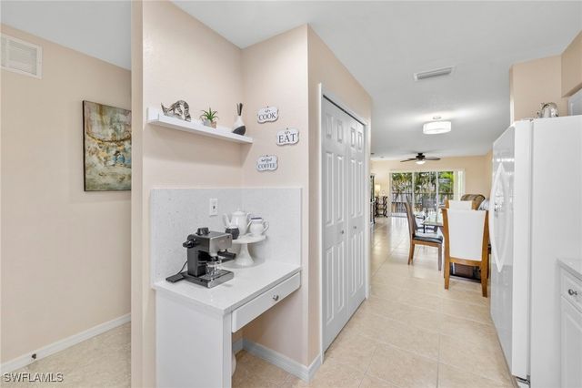 904 SE 13th ST 201, Cape Coral, FL 33990