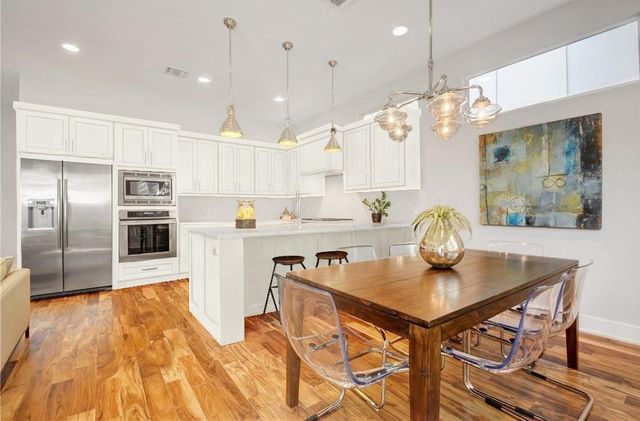 1208 Kinney Ave, Austin, TX 78704