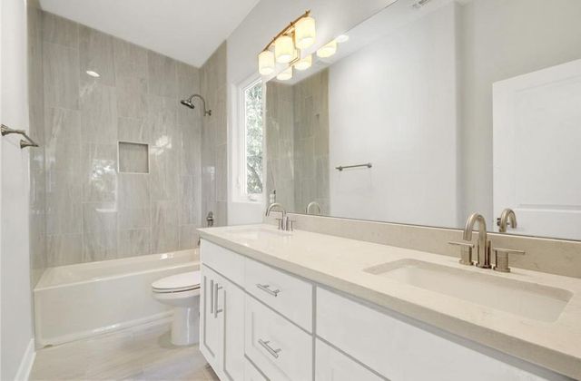 1208 Kinney Ave, Austin, TX 78704