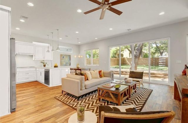 1208 Kinney Ave, Austin, TX 78704