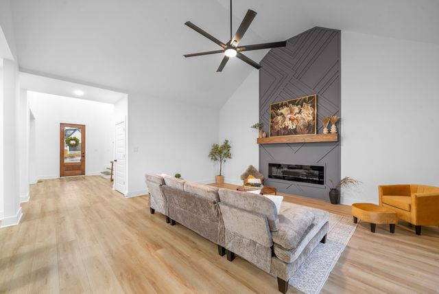 414 Blue Ridge Court, Clarksville, TN 37043