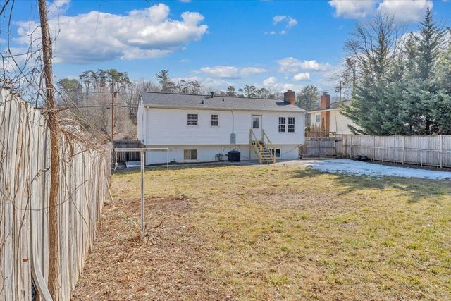 4639 Girard DR, Roanoke, VA 24018