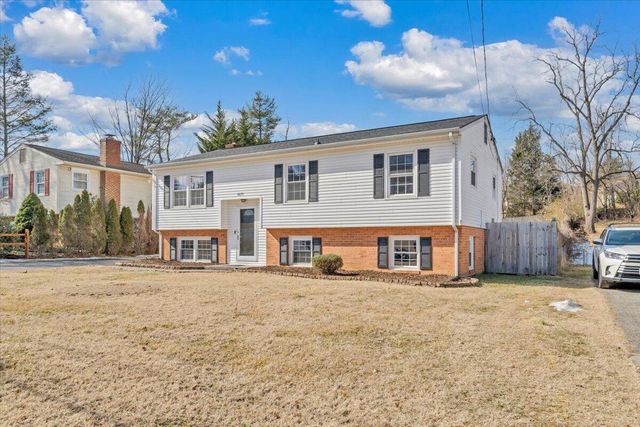 4639 Girard DR, Roanoke, VA 24018