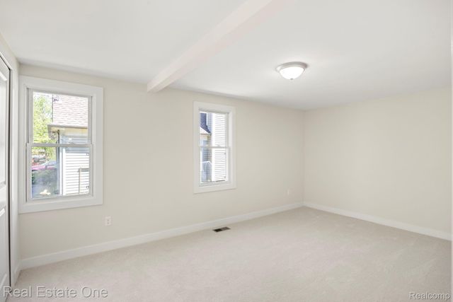 3200 Hessel Avenue, Rochester Hills, MI 48307