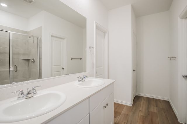 929 High Noon Drive, Fort Worth, TX 76052