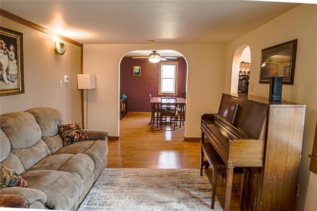 2908 6th Street, Eau Claire, WI 54703