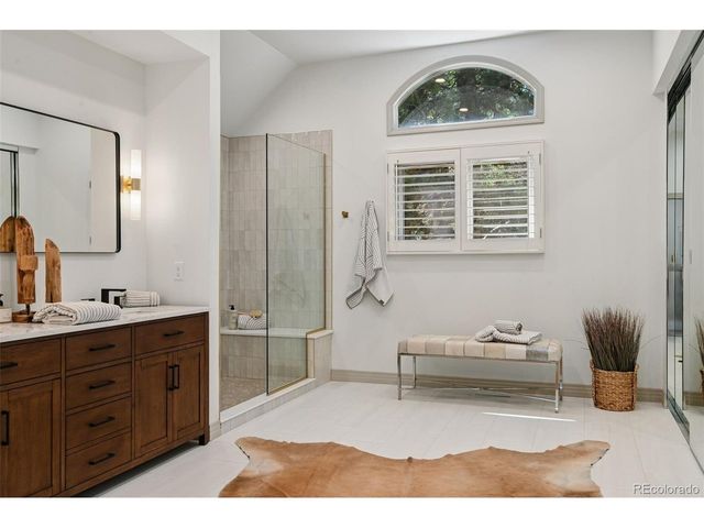 4530 S Verbena St 325, Denver, CO 80237