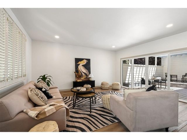 4530 S Verbena St 325, Denver, CO 80237