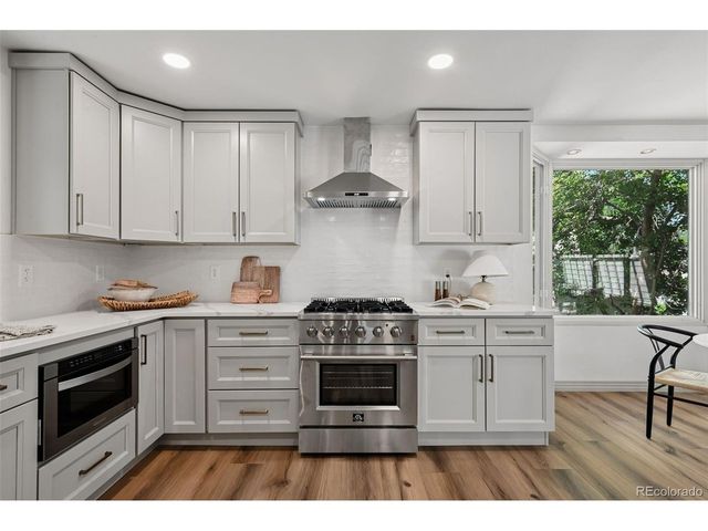 4530 S Verbena St 325, Denver, CO 80237