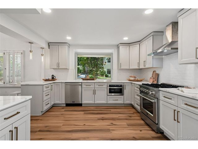4530 S Verbena St 325, Denver, CO 80237