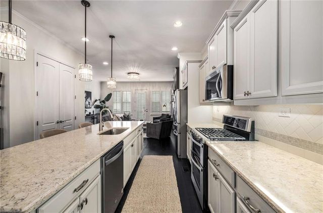 1661 Hammock Drive, Smyrna, GA 30080