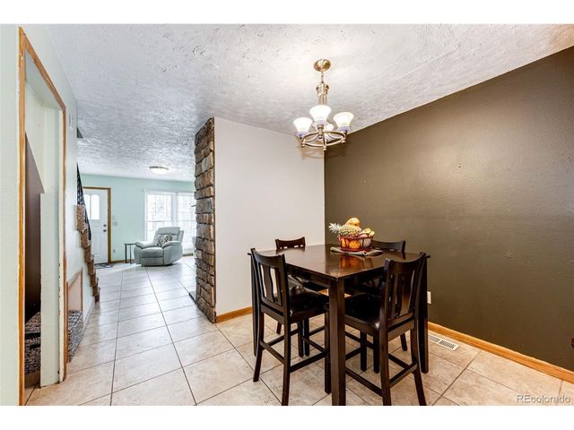 2285 S Jasper Way A, Aurora, CO 80013