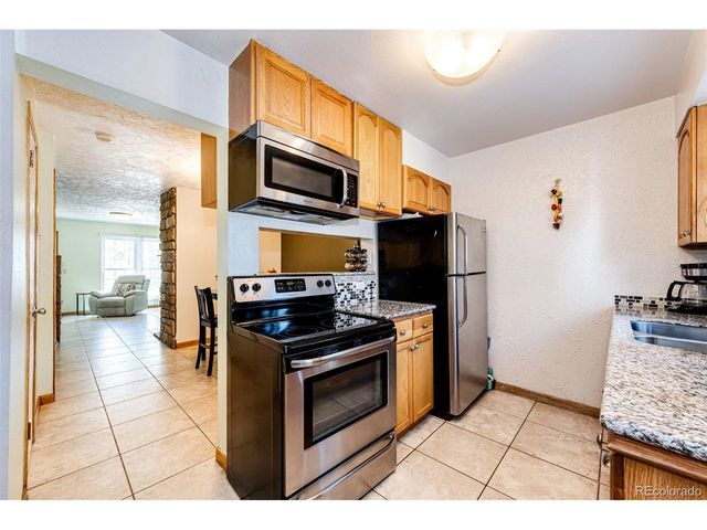 2285 S Jasper Way A, Aurora, CO 80013