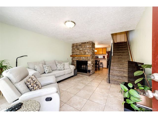 2285 S Jasper Way A, Aurora, CO 80013