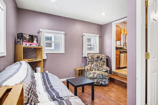 923 Myrtle Street NW, Grand Rapids, MI 49504